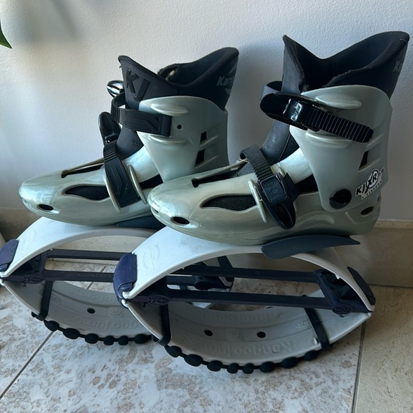 Kangoo Jumps - Picture 1 of 7